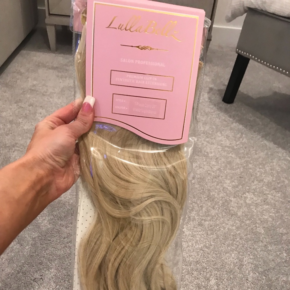 Brand new 1 piece Extentions